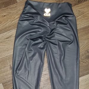CLS leggings, no bombshell